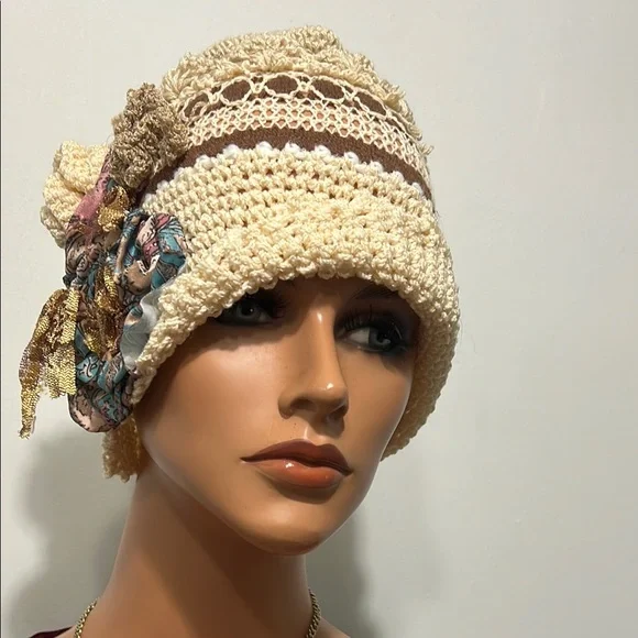Elegant Cream Crochet Hat with Floral Accents display picture 1
